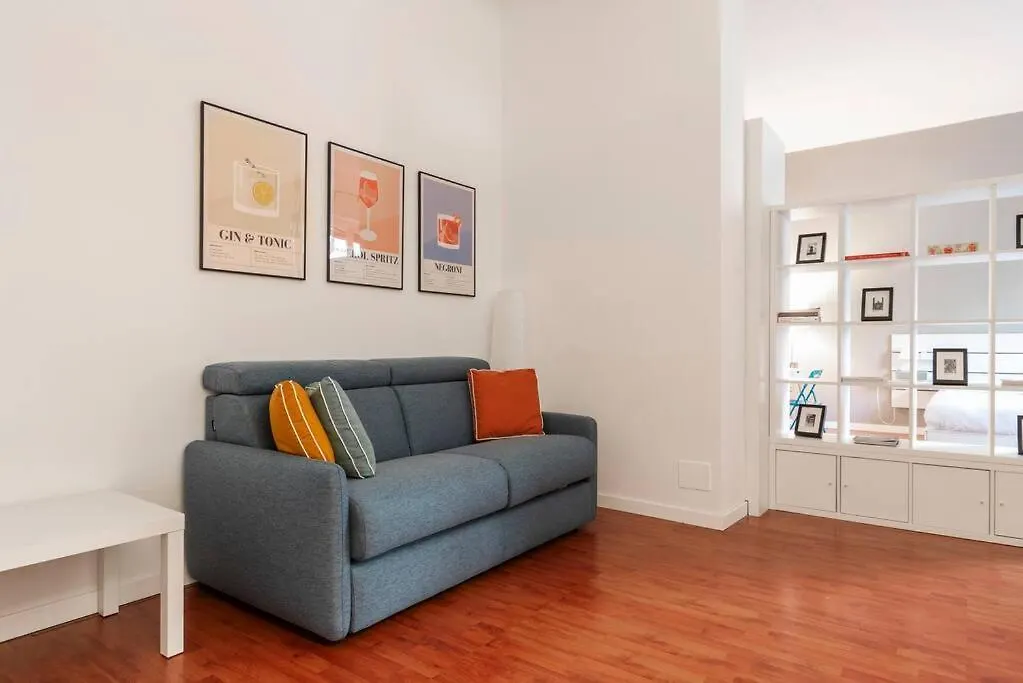 Appartamento Loft In Zona Buonarroti Milano 0*,  Italia