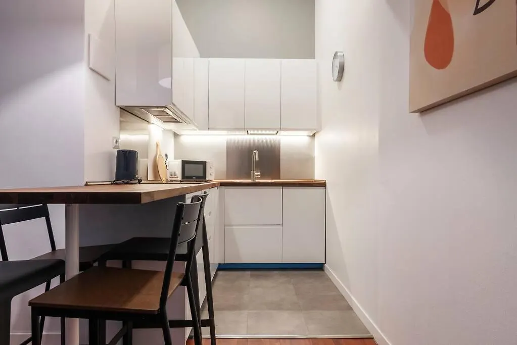Appartamento Loft In Zona Buonarroti Milano