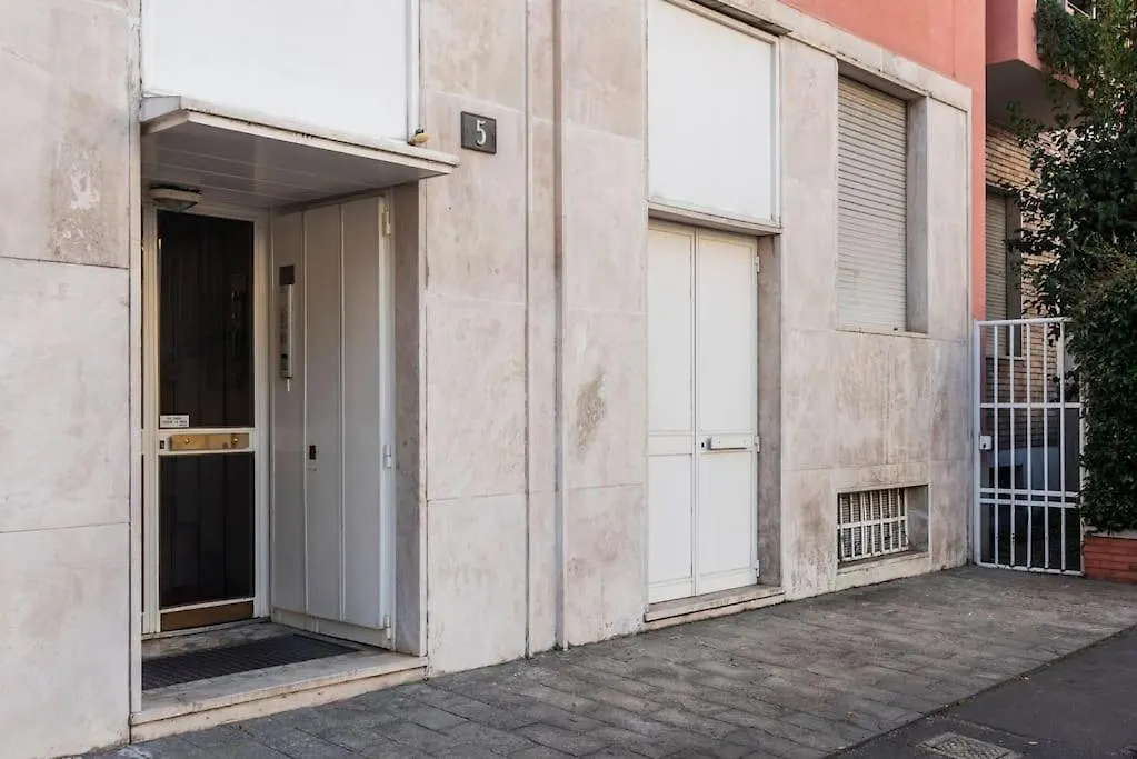 Appartamento Loft In Zona Buonarroti Milano Italia